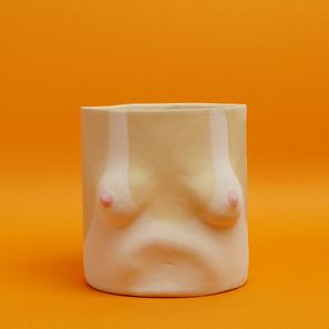 Boob-Pot with Tanline | Planter from Group Partner | Item number: GP-LightTanline