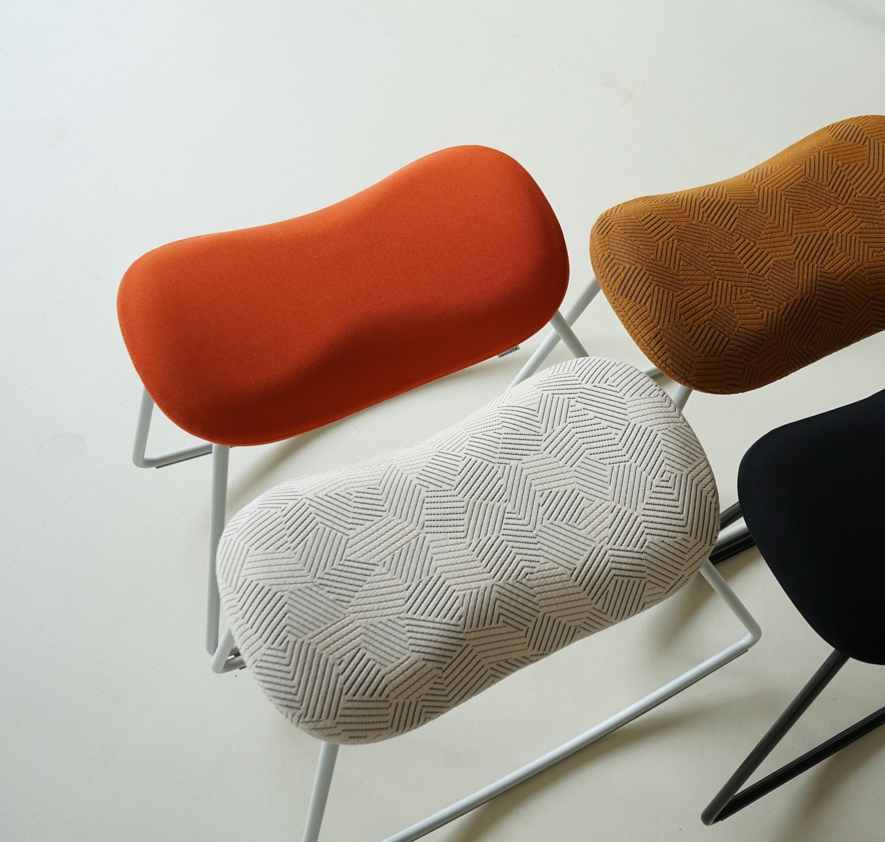 Skandinavisches Design Schaukelhocker ergonomisch