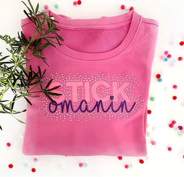 Strass - Bügelbild „Stickomanin“ + Stickdatei  |  | Artikelnummer: 4588-7854-6450