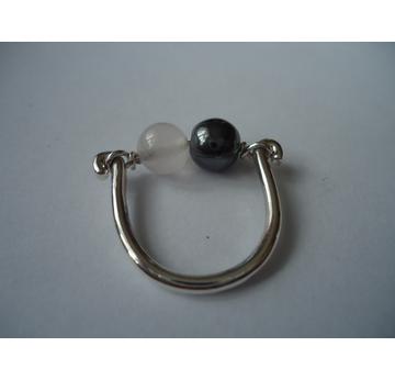 Ring in 925 Silber,mit zwei Kugeln.  |  | Artikelnummer: 23876473