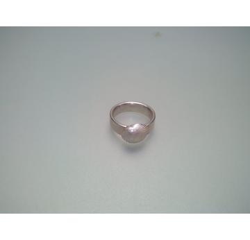 Ring mit kleiner Muschel aus Silber   |  | Artikelnummer: 110