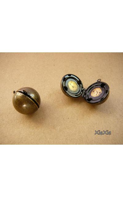 1 Stk.18mm Ball  Medaillon bronzefarbenen  |  | Artikelnummer: 785
