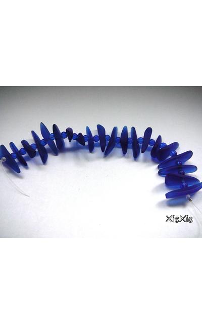 1 Strang  Meerglas Fishbone dunkelblau |  | Artikelnummer: 869