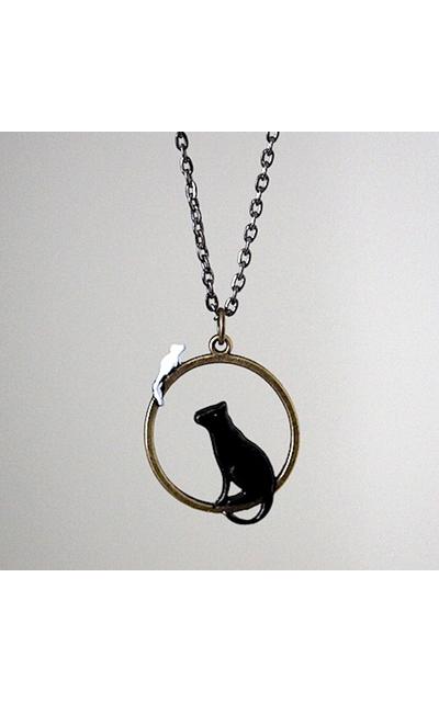 Kafkas Situation | Halskette mit Katze | Artikelnummer: 0007