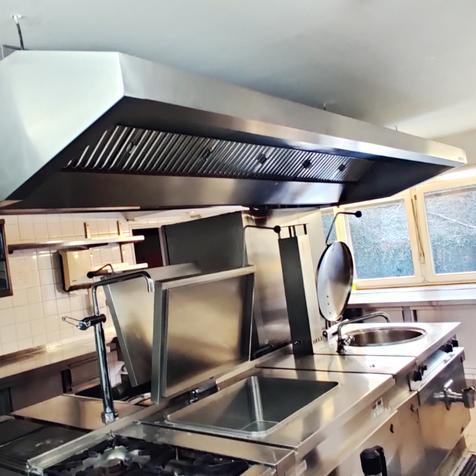 Komplette Großküche für etwa 120–150 qm | Gebrauchtware | einwandfreier Zustand | Artikelnummer: GASTRO-KOM-MI