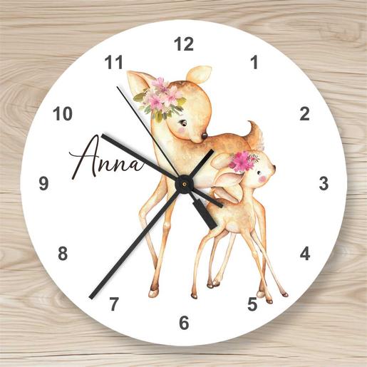 Personalisierte Wanduhr Rehe | Runde Kinderzimmeruhr mit Namen | Artikelnummer: 8318-4783-3824