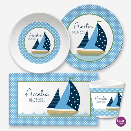 Kindergeschirr Set mit Namen personalisiert, Segelschiff | Geschirrset 4 teilig aus Melamin und BPA frei, hergestellt in Deutschland | Artikelnummer: 0477-8681-7163