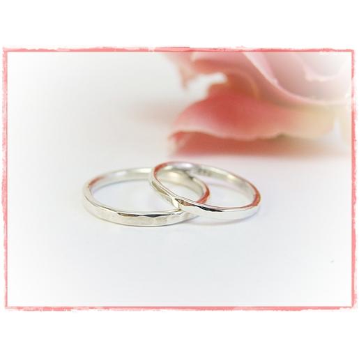 schlichte,dünne Trauringe in Silber