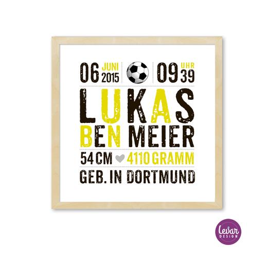 Geburtsanzeige, Taufgeschenk mit Geburtsdaten - Fussball | Personalisiertes Namensbild in Vereinsfarben – Fußball | Baby Geschenk zur Geburt | Artikelnummer: 2387-3414-7476 -4