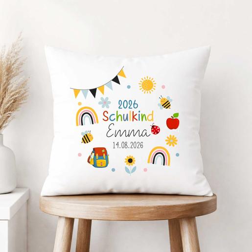 Schulkind 2026 - Personalisiertes Kissen zur Einschulung | Weiches Kinderkissen personalisiert mit dem Namen  | Artikelnummer: 8116-4024-6304 200
