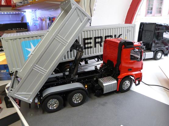 MB Arocs 3348 Hinterkipper 3Achs RTR | Artikelnummer: 300156357