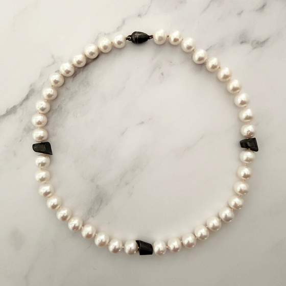 Suesswasserperlen_silber_kette