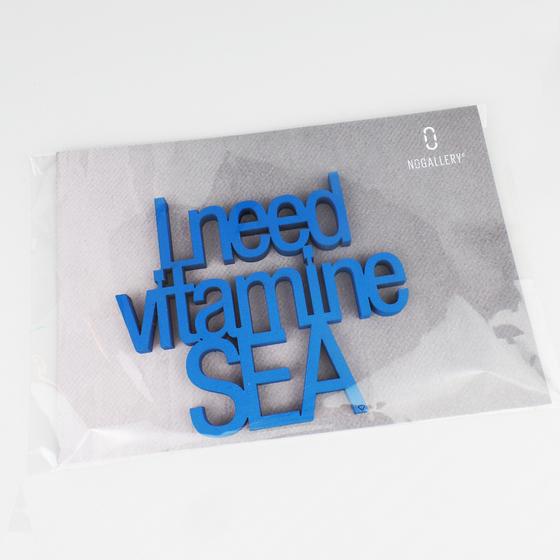 NOGALLERY Deko Schriftzug I NEED VITAMINE SEA blau