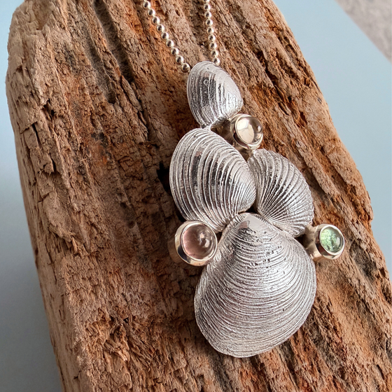anhaenger_muscheln_silber_turmaline