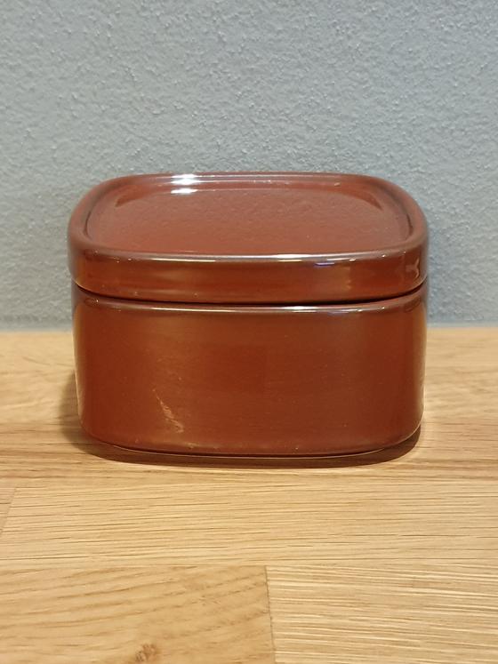 Butterdose / Container `Conte` Braun Quadrat 