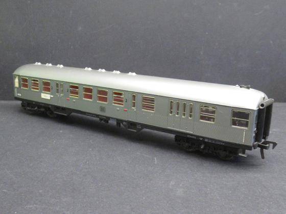 Fleischmann 5120 Steuerwagen Nahverkehrs Personenwagen Silberling 2.Klasse DB IB Spur H0