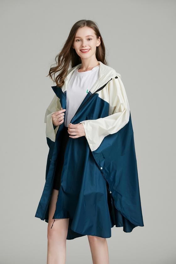 goldmarie meets BOMENCE Regencape LOVE PEACE MOIN - Reflektor Motiv - seeblau-cremegoldmarie meets BOMENCE Regencape LOVE PEACE MOIN - Reflektor Motiv - seeblau-creme