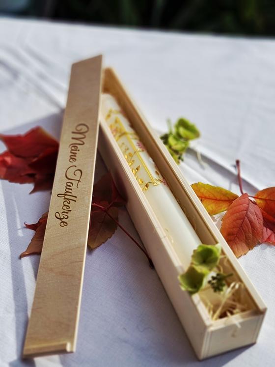 Edle Aufbewahrungsbox aus Birkenholz mit Schriftzug 