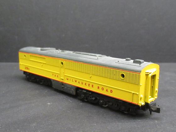 Con-Cor 1100 308 US Diesellok PB1 Booster Unit The Milwaukee Road gelb Spur N