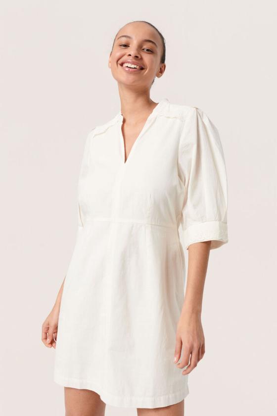 SOAKED IN LUXURY Kleid SLAnnabella 30407018 - altweiß