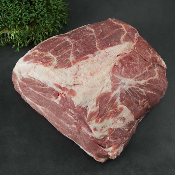 Schweinenacken vom Offenstallschwein, roh