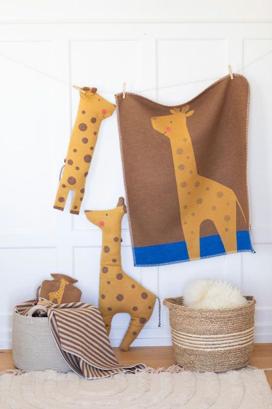 David Fussenegger Kissen Giraffe Gold