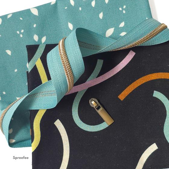 Pouch Nähset mit Hokkoh Hopping Lines Canvas, Innenstoff und Reißverschluss