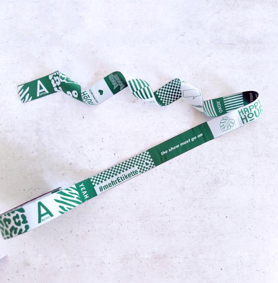 mehrEtikette Signature Band Label Band bei Spreefee kaufen