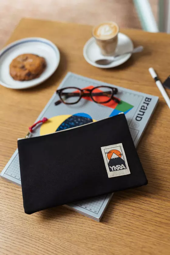 Ykra Pouch Black