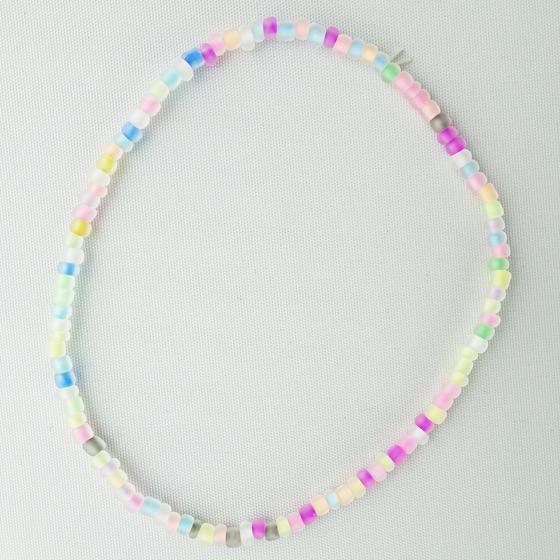 goldmarie Fußkette Perlen Glow In The Dark - selbstleuchtend - pastell bunt