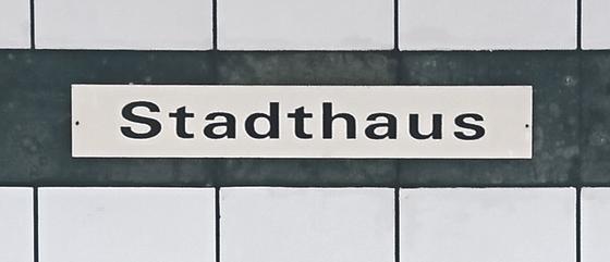 Stadthaus U-Bahn Tasse Stadtbahn Dortmund von tom bäcker - U41 - U45 - U47 - U49 