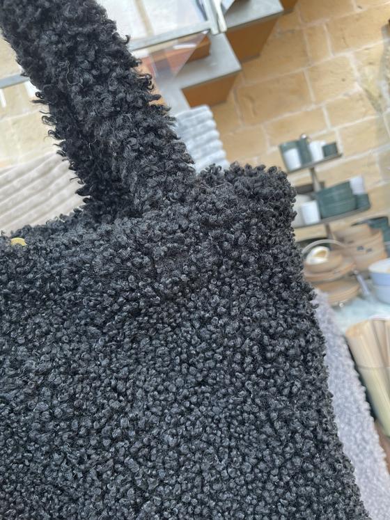 Shopper in TEDDY Felloptik schwarz