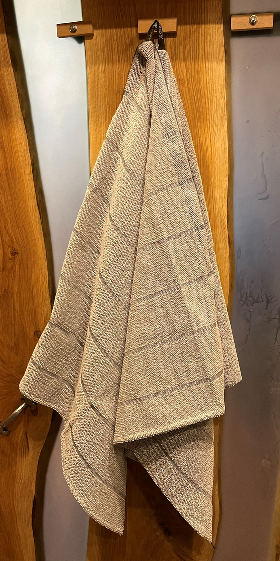 Jokipiin Laituri Badehandtuch-Geschenkebox