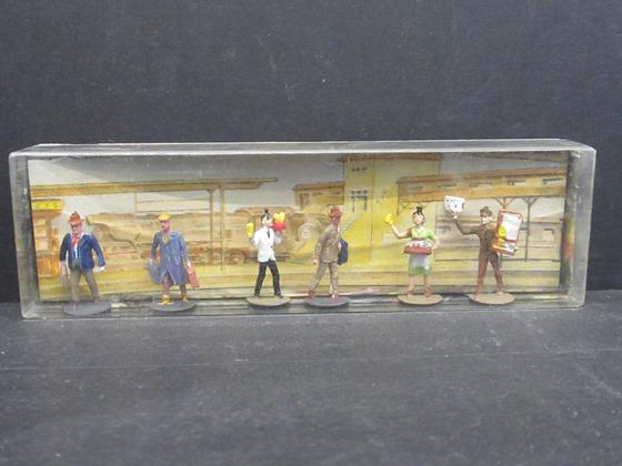 Merten 0800 201 Verkäufer un Diensmänner Spur H0 OVP