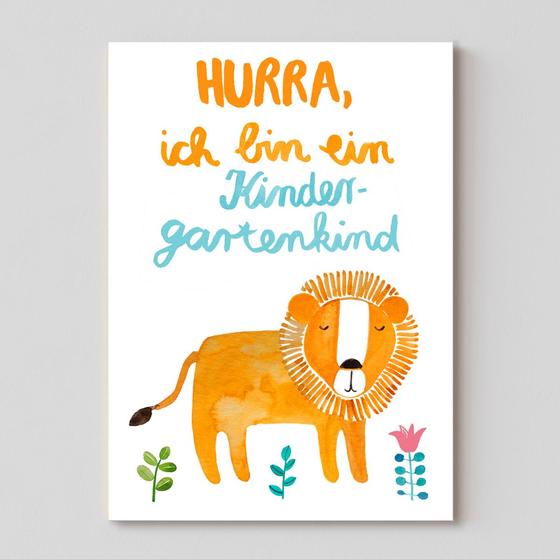 Frau Ottilie Postkarte - Kindergartenkind mit Löwe