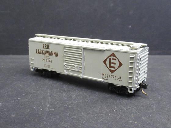 Atlas 3402 Erie Lackawanna EL 71504  40' Steel Single Sliding Door Boxcar Spur N