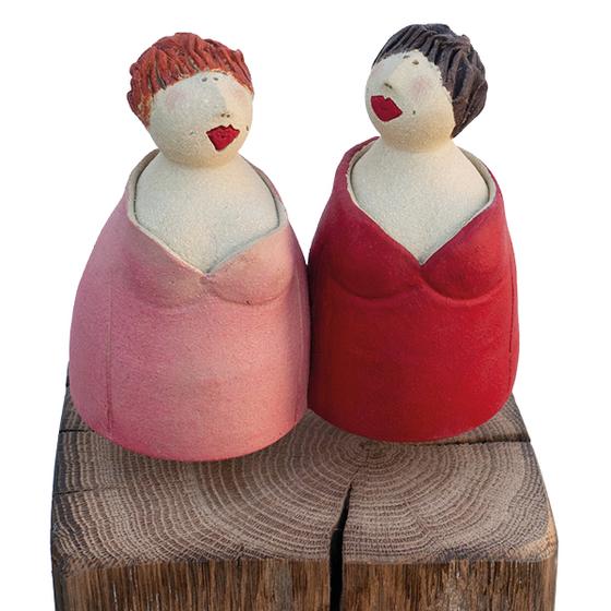Figur | Doppelfigur | Busenfreundinnen auf Eichenbalken