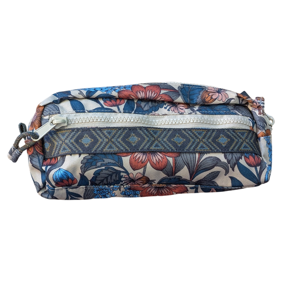 Kavu Out Pouch Flower Fields