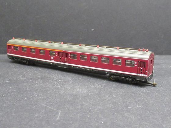Lima 220131 MT 430 Mittelwagen 1/2 Klasse rot für ET 430