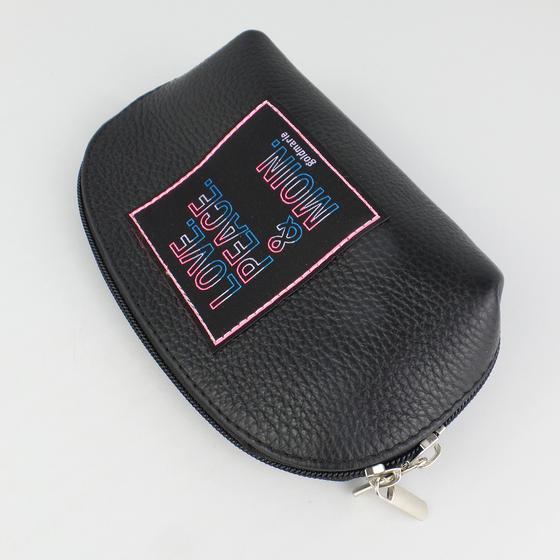 goldmarie Lotte-Kosmetiktasche LOVE PEACE MOIN Neonschrift Label - Leder - schwarz - 18x11cm 
