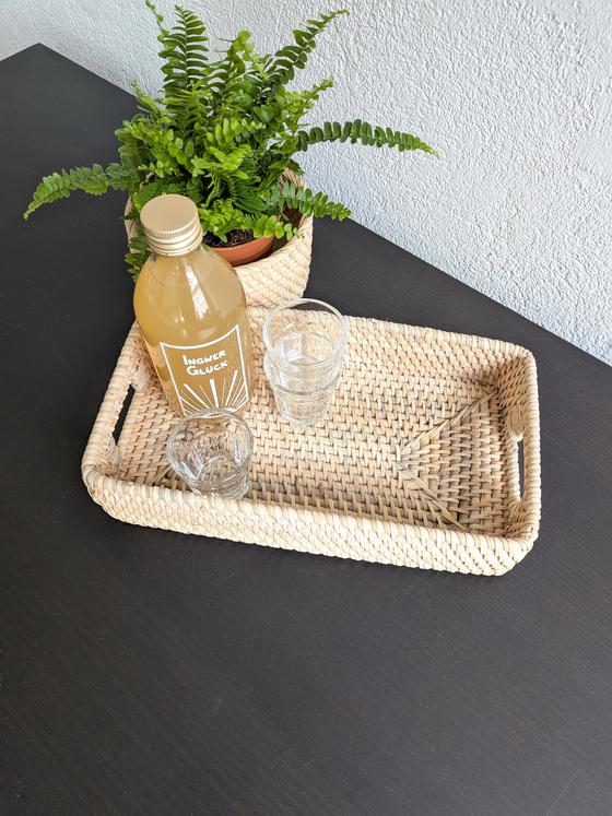Tablett aus Rattan Kecil