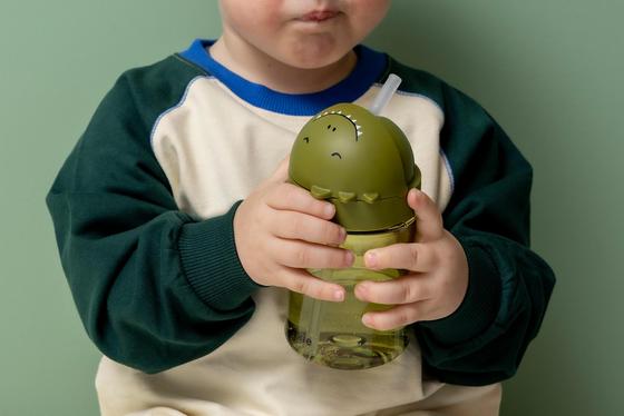 Trixie Trinkbecher mit Strohhalm Mr. Dino