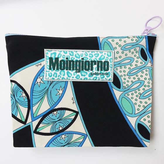 goldmarie Seidentuch-Weste MOINGIORNO - Vintage-Stoff Recycelt - schwarz-blau - reversible LOVE PEACE MOIN - mit Kosmetiktasche