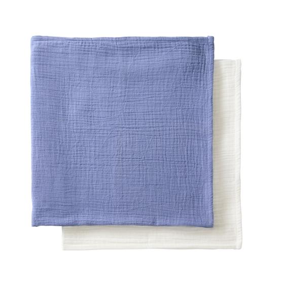 People wear Organic Mulltuch 2er Pack Blau Mix