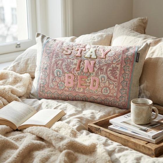 goldmarie Deko Kissen  STAY IN BED - gemustert - hellgrau rosa hellblau - 40x60cm