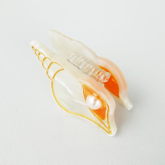 goldmarie Mini Haarklammer MUSCHEL MIT PERLE - creme - 4cm