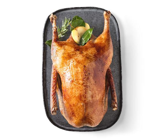 Gans mit Hals und Innereien