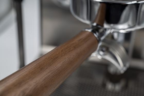BFC Junior ELA Wood Black_Schönbergers Kaffeegreissler