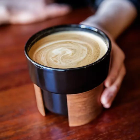 Tonfisk - Latte Tasse 40 cl schwarz