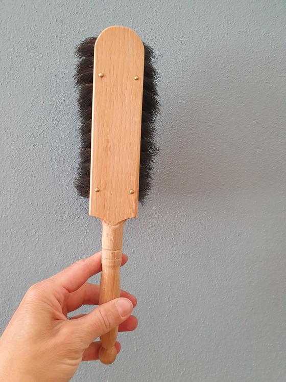 Stubenhandfeger / Hand  brush